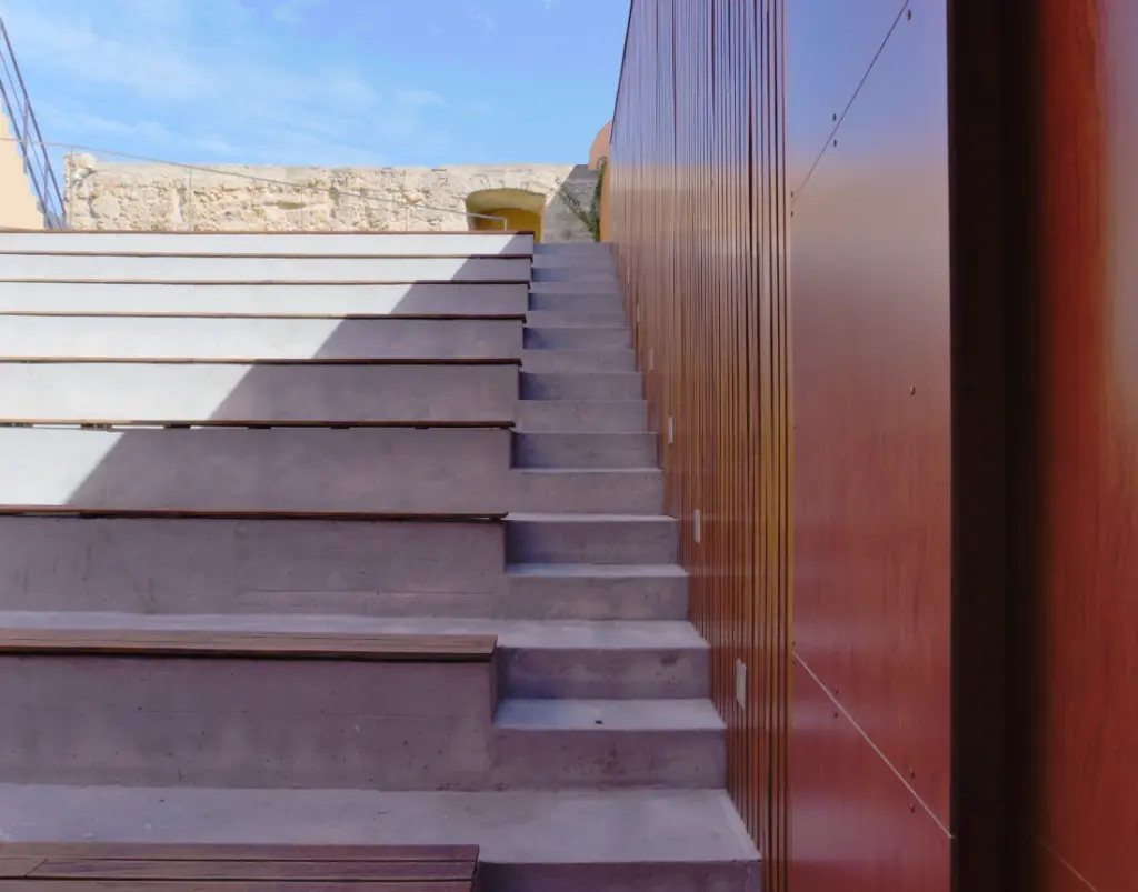 Open air auditorium with acoustic wood